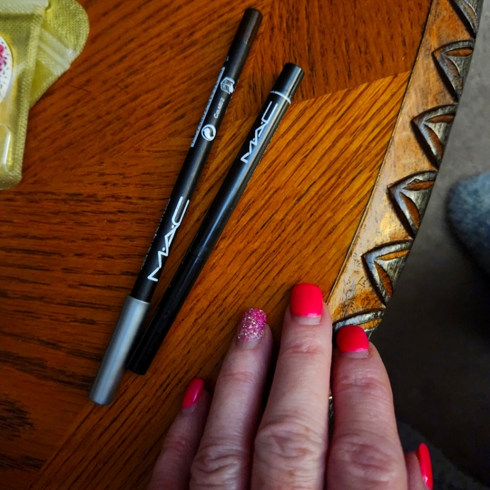Mac Eyeliners